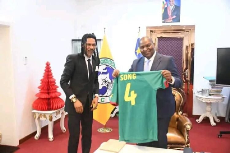 Rigobert Song